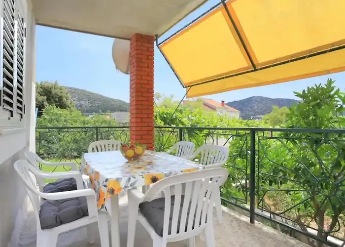 Neda By Interhome Apartamento *