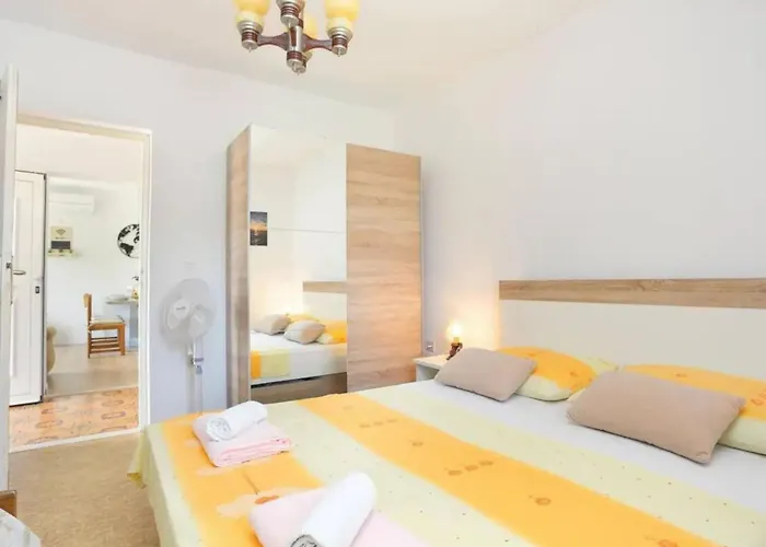 Neda By Interhome Apartamento *