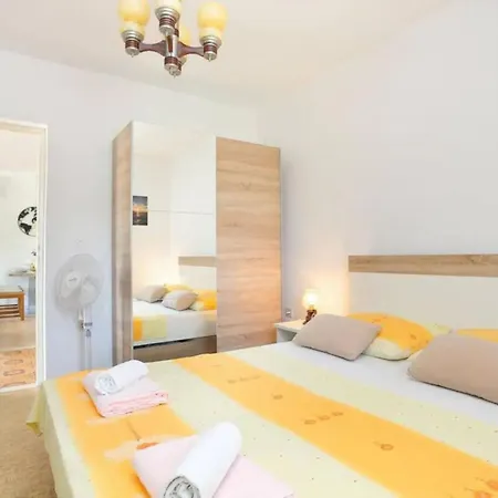 Neda By Interhome Apartman *