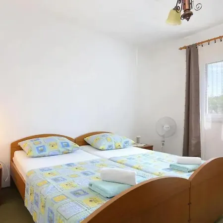 Neda By Interhome Apartman