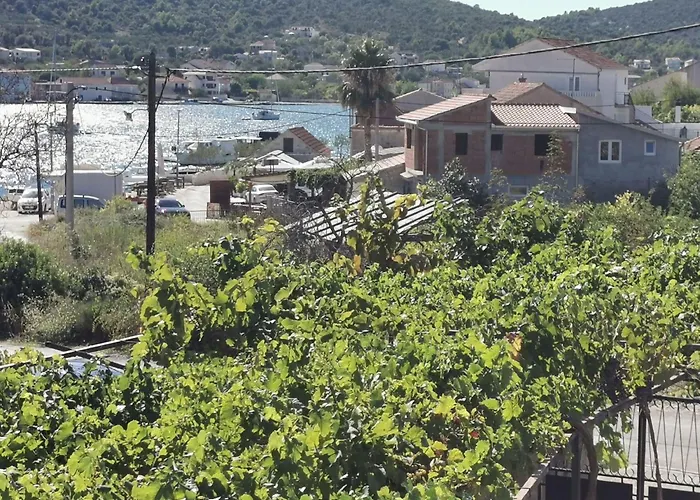 Apartment Neda By Interhome *